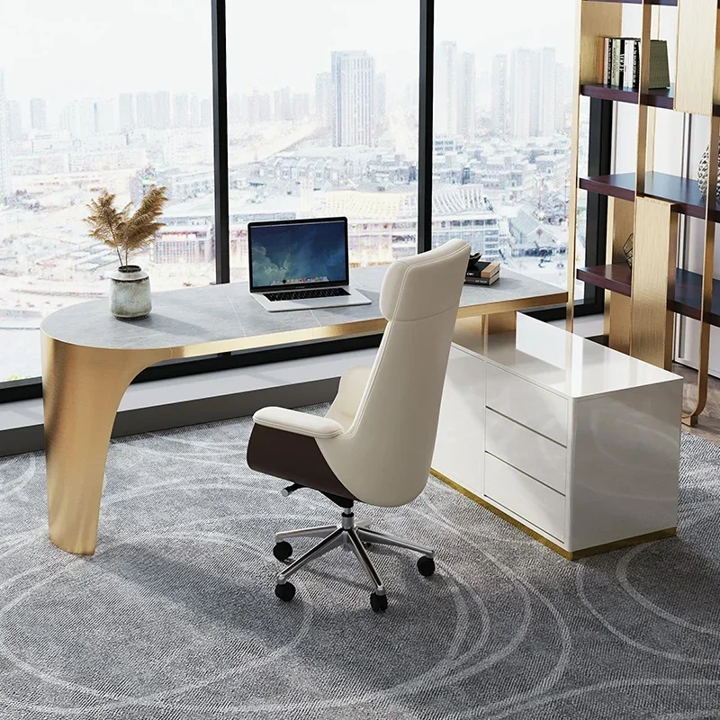 Desk Setup Study - Escritorios Ejecutivos Europeos, Mesa de Noche