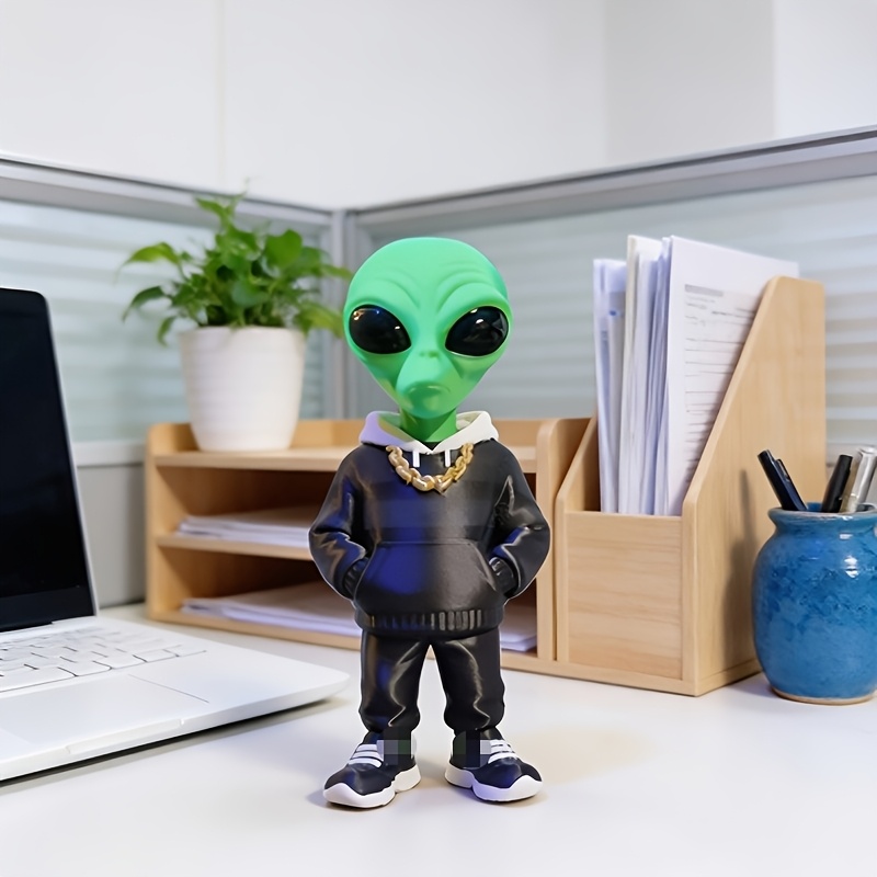 Figura de alienígena verde de  - Desk Setup Design reseña y precio
